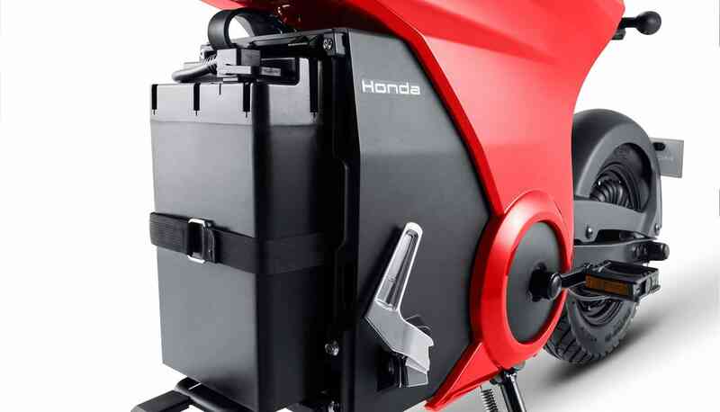 Diện mạo hoàn toàn mới của Honda Dax:'Lột xác' thành xe điện, hiện đại hơn, thông minh hơn, phù hợp với giới trẻ hơn, giá chỉ 21 triệu đồng- Ảnh 3. Diện mạo hoàn toàn mới của Honda Dax:'Lột xác' thành xe điện, hiện đại hơn, thông minh hơn, phù hợp với giới trẻ hơn, giá chỉ 21 triệu đồng- Ảnh 3.
