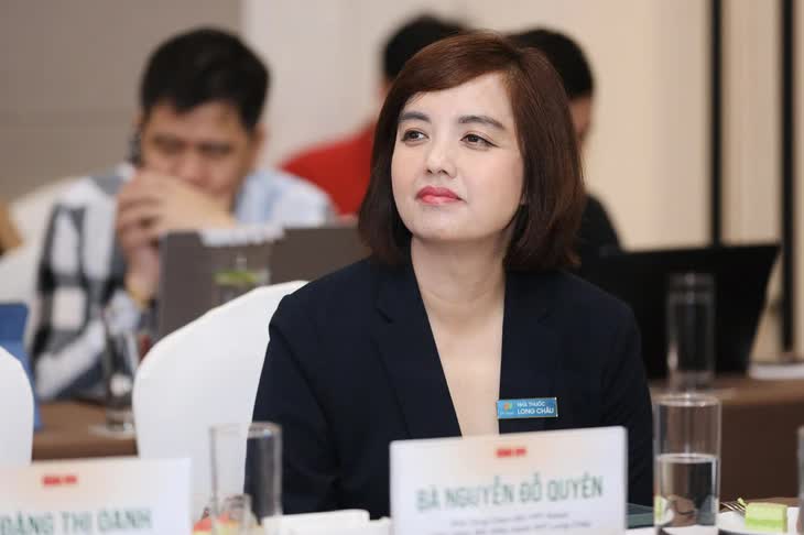 Khám chữa bệnh bảo hiểm y tế, mua thuốc… chỉ cần mang điện thoại cài VNeID- Ảnh 3. Khám chữa bệnh bảo hiểm y tế, mua thuốc… chỉ cần mang điện thoại cài VNeID- Ảnh 3.