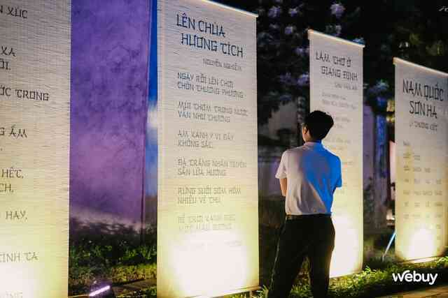 Tưởng chỉ là tour trải nghiệm, ai ngờ Galaxy AI khiến Gen Z nghiêm túc trở lại với Văn Miếu- Ảnh 12. Tưởng chỉ là tour trải nghiệm, ai ngờ Galaxy AI khiến Gen Z nghiêm túc trở lại với Văn Miếu- Ảnh 12.