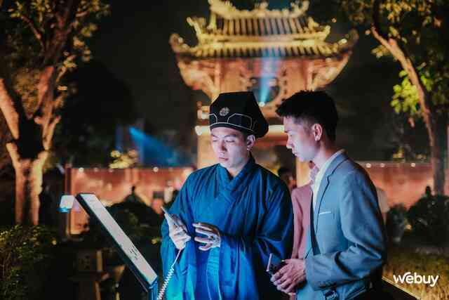 Tưởng chỉ là tour trải nghiệm, ai ngờ Galaxy AI khiến Gen Z nghiêm túc trở lại với Văn Miếu- Ảnh 14. Tưởng chỉ là tour trải nghiệm, ai ngờ Galaxy AI khiến Gen Z nghiêm túc trở lại với Văn Miếu- Ảnh 14.