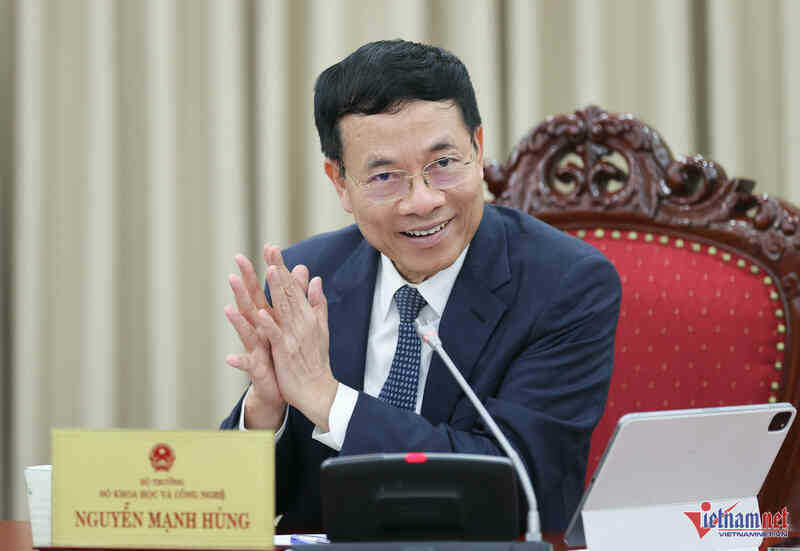 W-nghien cuu khoa hoc va phat trien cong nghe 2.jpg