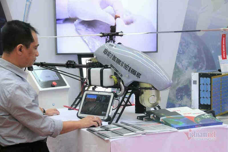 Khoa học công nghệ.jpg