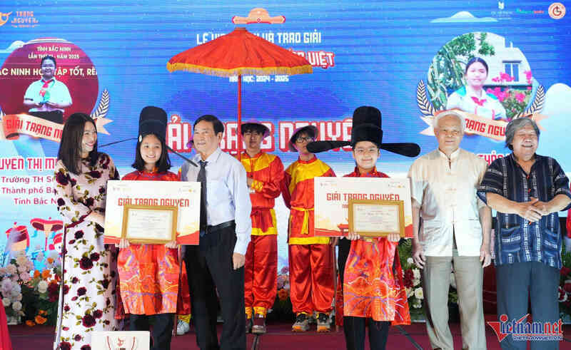 Sân chơi giúp học sinh tiểu học rèn kỹ năng ngôn ngữ và khả năng dùng công nghệ