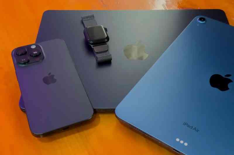 iPhone, xe hơi có thể đắt hơn vì thuế đối ứng của ông Trump