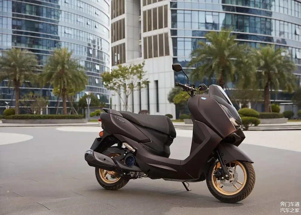 Yamaha ra mắt mẫu xe tay ga 125cc, sở hữu công nghệ mà nhiều mẫu phân khối lớn 'thèm khát', nhưng đi cả tháng mới phải đổ xăng 1 lần- Ảnh 7. Yamaha ra mắt mẫu xe tay ga 125cc, sở hữu công nghệ mà nhiều mẫu phân khối lớn 'thèm khát', nhưng đi cả tháng mới phải đổ xăng 1 lần- Ảnh 7.