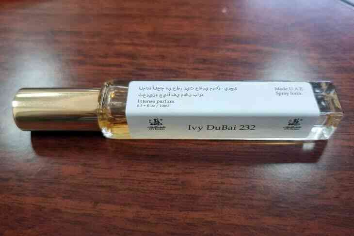 Rùng mình cách pha chế những chai nước hoa giả “Made in Dubai”: Trộn hoá chất bằng máy đánh trứng, chiết bằng ống bơm xi lanh- Ảnh 7. Rùng mình cách pha chế những chai nước hoa giả “Made in Dubai”: Trộn hoá chất bằng máy đánh trứng, chiết bằng ống bơm xi lanh- Ảnh 7.