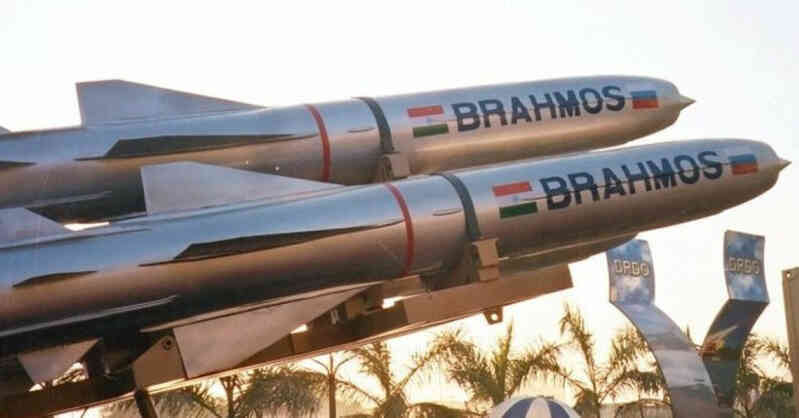 TEN LƯA BRAHMOS.jpg