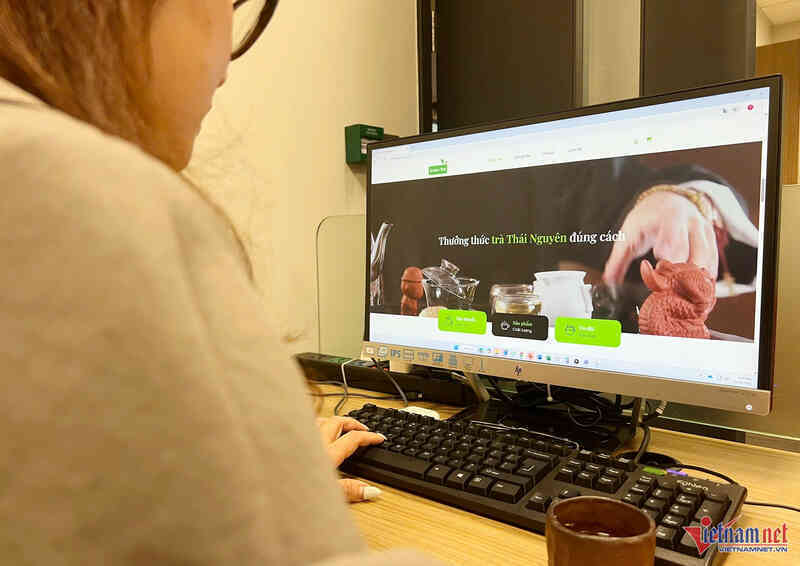 Xu hướng phát triển ‘cửa hàng số’ riêng để giảm phụ thuộc sàn thương mại điện tử