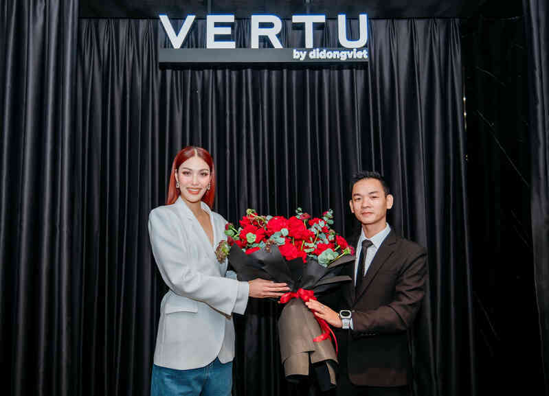 Siêu mẫu Lan Khuê trở thành đại sứ thương hiệu Vertu tại Việt Nam