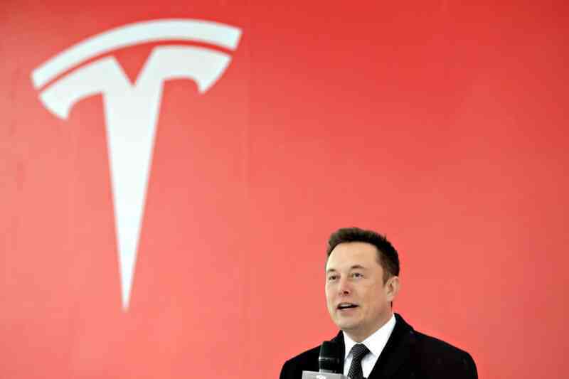Tesla phủ nhận thông tin tìm người thay thế CEO Elon Musk
