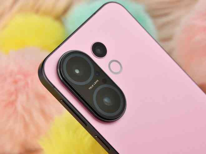 Cận cảnh điện thoại "sặc sỡ" của vivo sắp ra mắt: Chip Dimensity 9400e, màn hình nhỏ 6,3 inch nhưng pin khủng 6.500mAh, camera 50MP- Ảnh 10. Cận cảnh điện thoại "sặc sỡ" của vivo sắp ra mắt: Chip Dimensity 9400e, màn hình nhỏ 6,3 inch nhưng pin khủng 6.500mAh, camera 50MP- Ảnh 10.