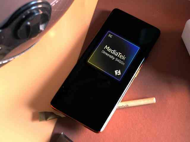 MediaTek ra mắt chip Dimensity 9400e: "Out trình" Snapdragon 8s Gen 4 của Qualcomm