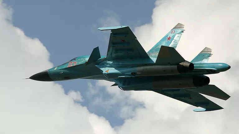 TIêm kích Su34.jpg