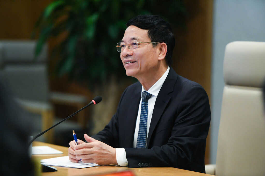 Nguyen Manh Hung.jpg