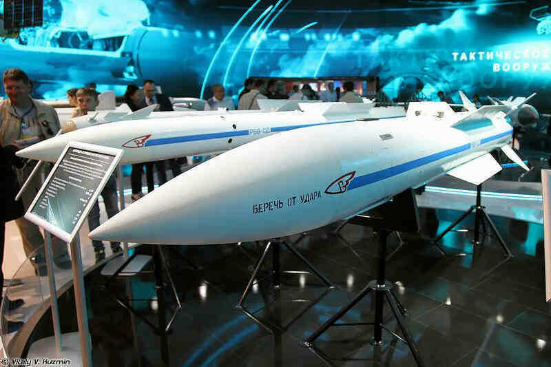 Tên lửa không đối không hạt nhân 2.jpg