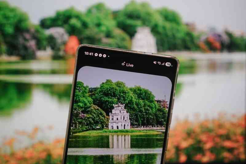 Khi AI bắt đầu kể chuyện về Hà Nội cho bạn nghe bằng tiếng Việt- Ảnh 2.