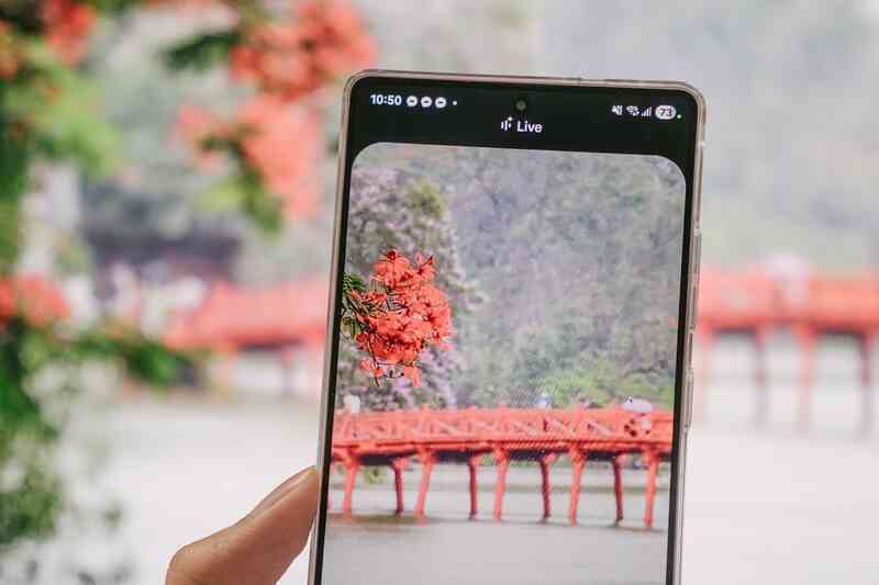 Khi AI bắt đầu kể chuyện về Hà Nội cho bạn nghe bằng tiếng Việt- Ảnh 3.