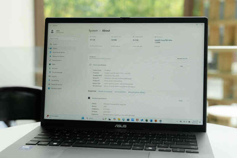 3  laptop ASUS.jpg