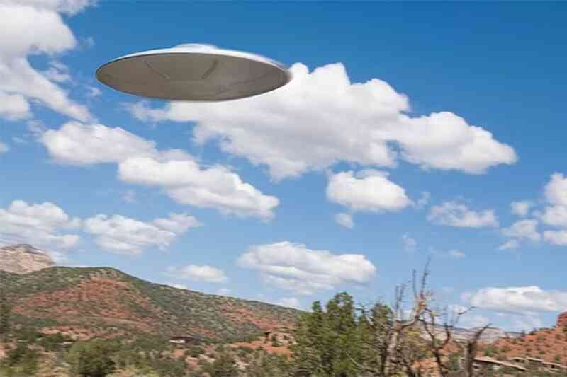 Các vòng tròn khổng lồ bí ẩn lại xuất hiện tại điểm nóng UFO nổi tiếng thế giới