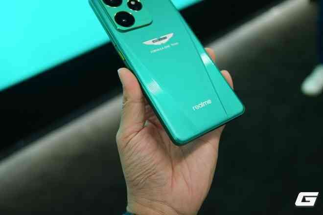 realme ra mắt điện thoại dành riêng cho hội đam mê tốc độ: Thiết kế vừa đẹp, vừa mạnh lại còn pin trâu, bảo sao ai cũng muốn mua!- Ảnh 10. realme ra mắt điện thoại dành riêng cho hội đam mê tốc độ: Thiết kế vừa đẹp, vừa mạnh lại còn pin trâu, bảo sao ai cũng muốn mua!- Ảnh 10.