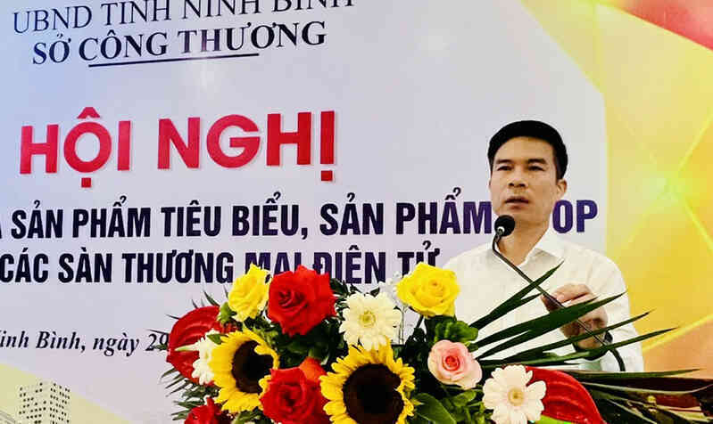 Hợp tác xã, hộ kinh doanh học cách đưa sản phẩm OCOP lên sàn thương mại điện tử