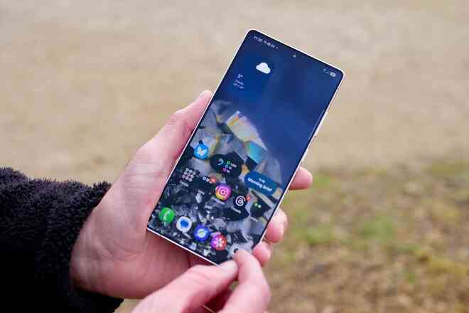 So kè Xperia 1 VII với Galaxy S25 Ultra: 2 siêu phẩm Nhật - Hàn khác nhau những gì?- Ảnh 7. So kè Xperia 1 VII với Galaxy S25 Ultra: 2 siêu phẩm Nhật - Hàn khác nhau những gì?- Ảnh 7.
