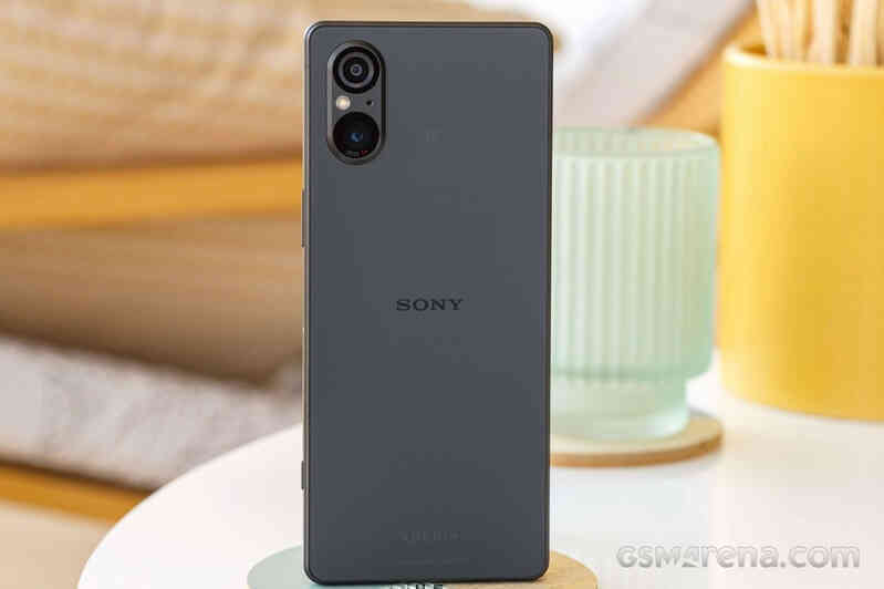 Xperia 5 V ra mat 5.jpeg