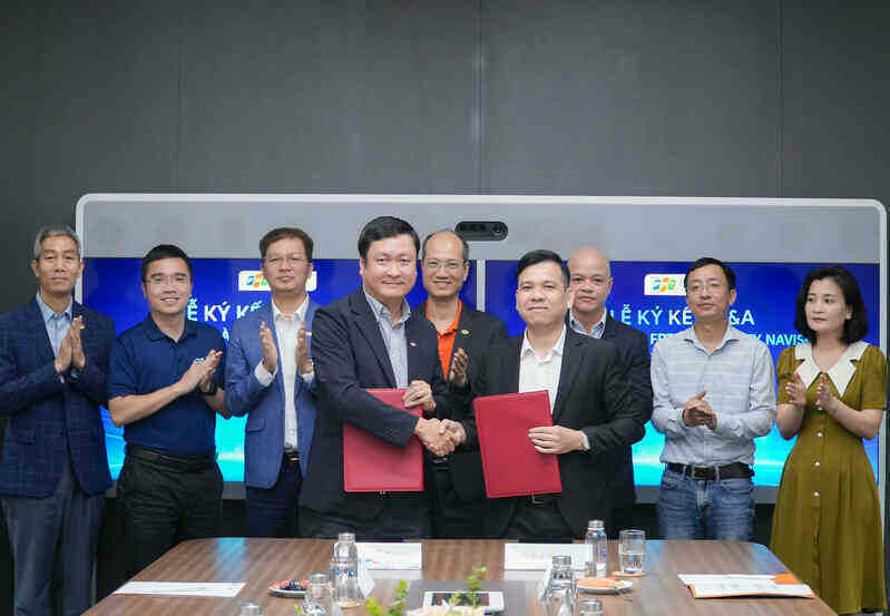 FPT mua Navisoft.jpg