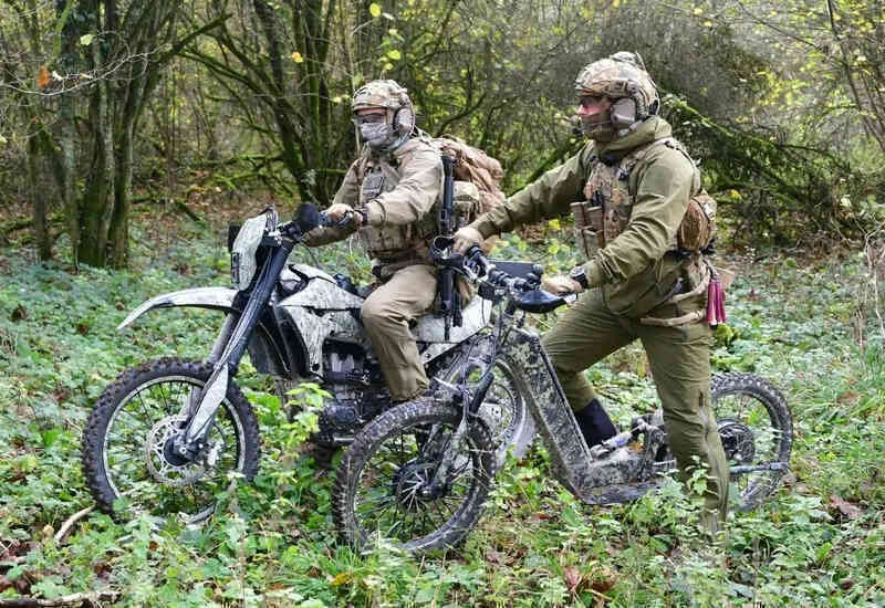 Mô tô điện chiến thuật Etendard Spectre: Đột phá công nghệ mới cho bộ binh