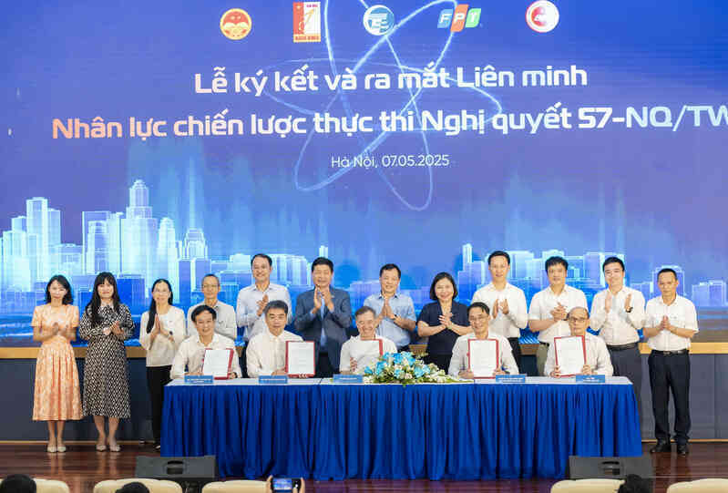 Ra mắt Liên minh Nhân lực chiến lược thực thi Nghị quyết 57