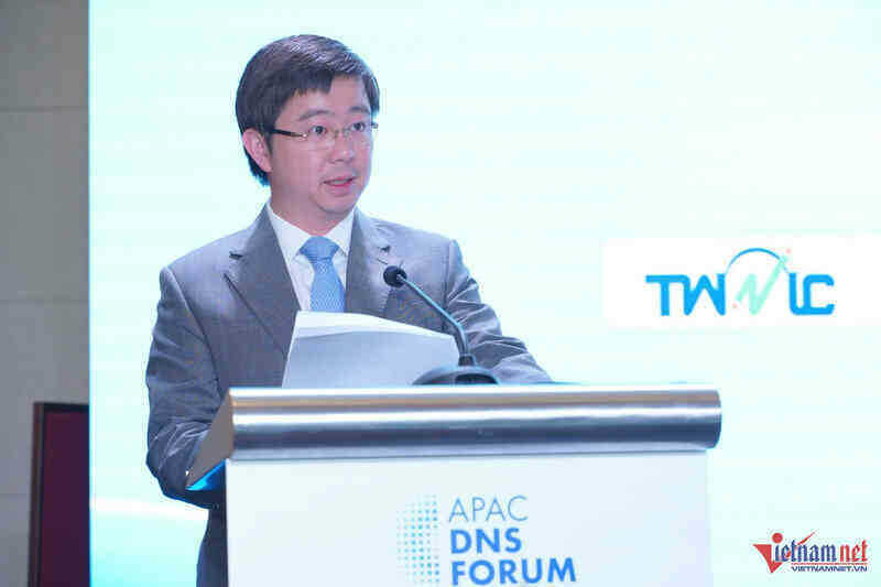 W-DNS Forum 2025 1 1.jpg