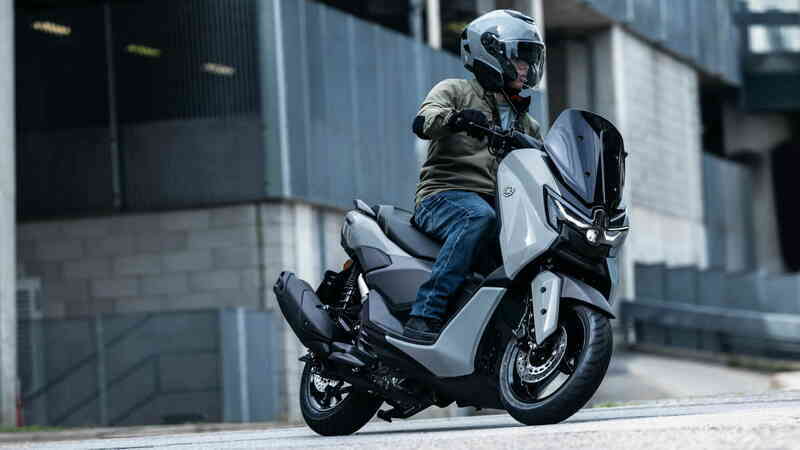 Chiếc xe tay ga tưởng chừng bình thường của nhà Yamaha nay lại vừa giành giải thiết kế danh giá nhất thế giới- Ảnh 2. Chiếc xe tay ga tưởng chừng bình thường của nhà Yamaha nay lại vừa giành giải thiết kế danh giá nhất thế giới- Ảnh 2.