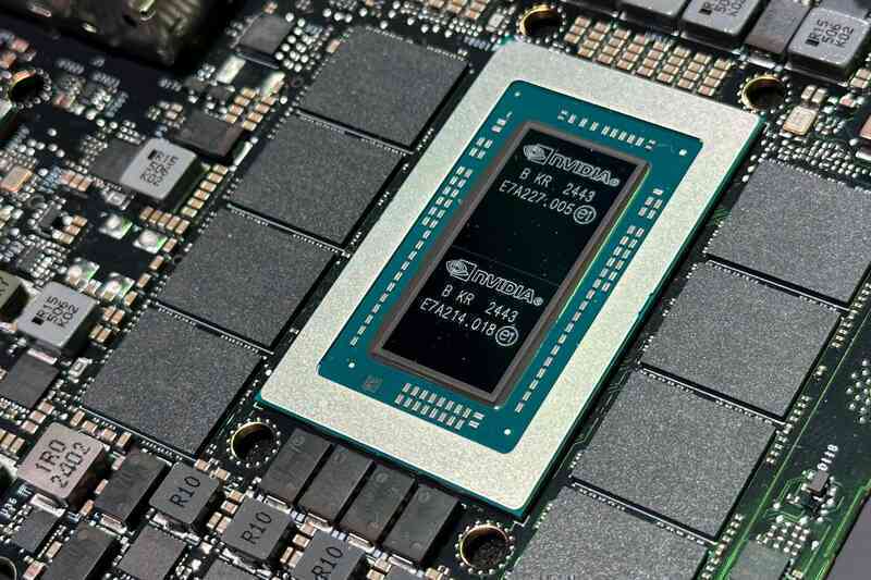 Lo chip AI bị tuồn sang Trung Quốc, Mỹ tính kích hoạt công nghệ “báo vị trí” giấu trong GPU NVIDIA?