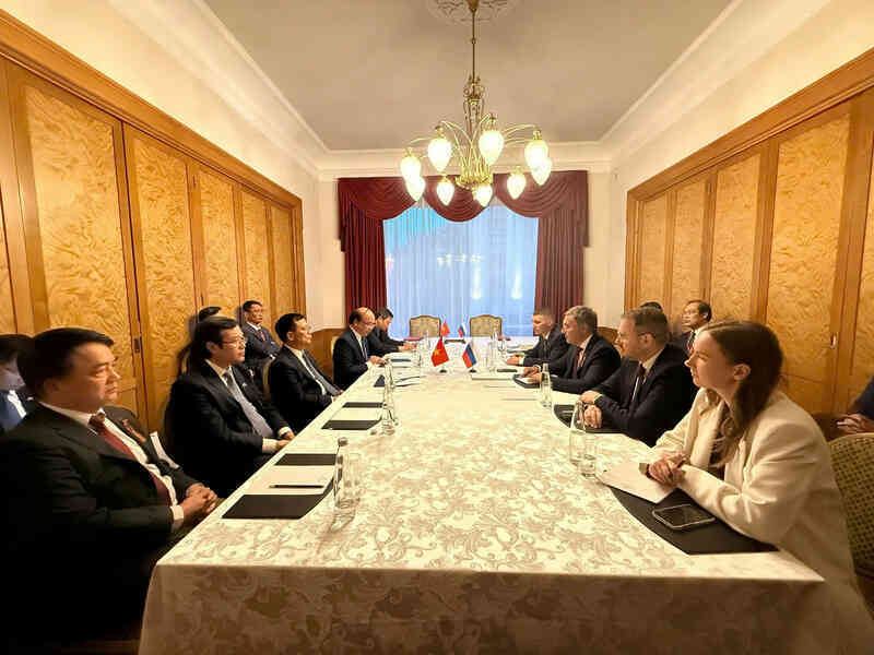 Việt Nam và Nga ký thỏa thuận phối hợp tuyển chọn dự án nghiên cứu khoa học chung