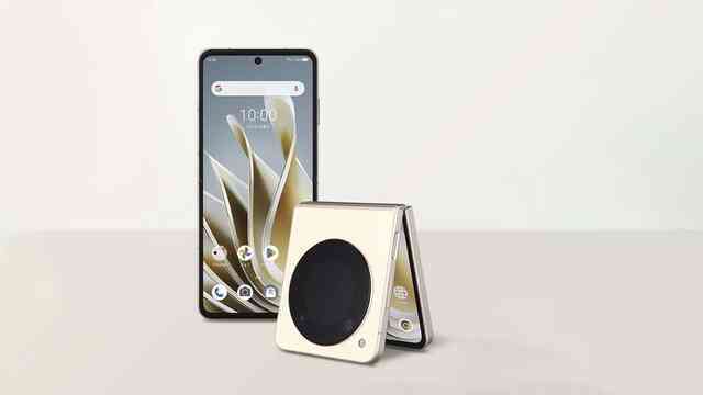 Chỉ 4,1 triệu mua được điện thoại màn gập đẹp như Galaxy Z Flip, cấu hình đủ dùng, hơi tiếc không chống nước và khá nặng