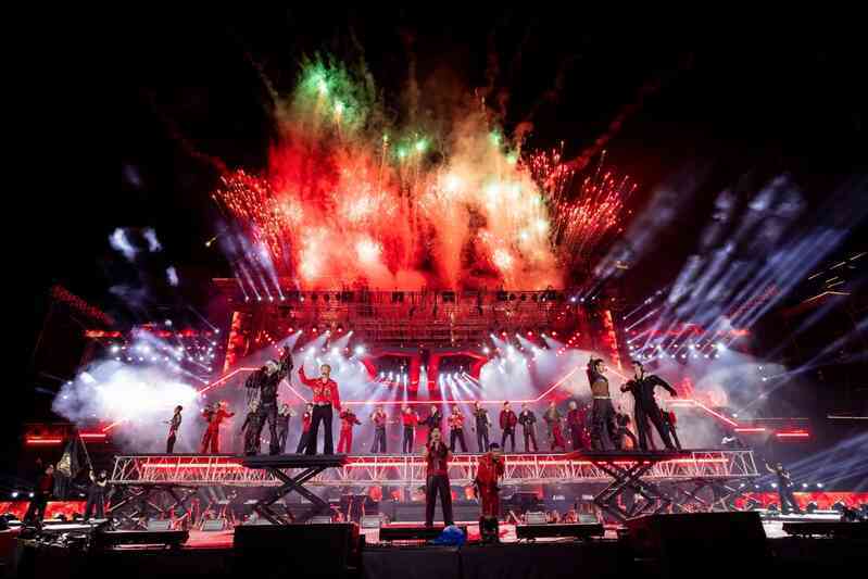 Chi đống tiền mua vé concert chợ đen online, ổn định chỗ ngồi mới biết bị lừa