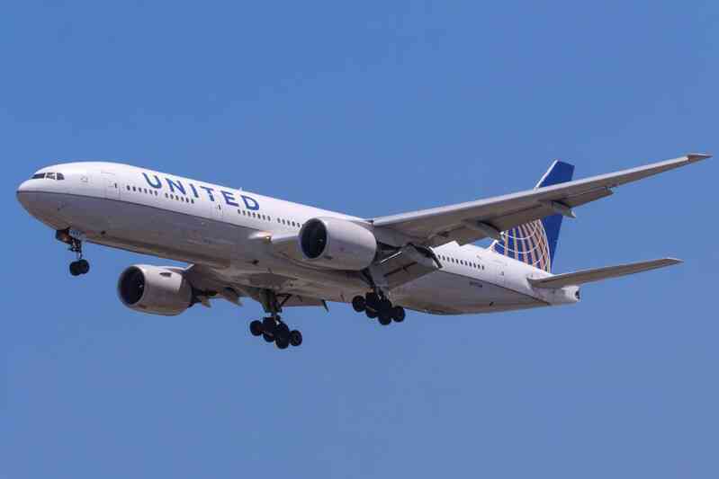 Bí mật phía sau chuyến bay đầu tiên của Boeing 777: 'Gã khổng lồ' bầu trời