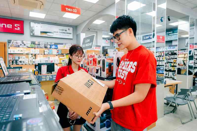 CellphoneS giảm 10%, đổi điểm nhận quà cùng nhiều ưu đãi trong chương trình Tựu Trường Lên Cấp