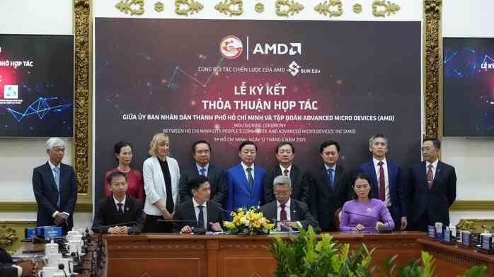 TP HCM và tập đoàn AMD ký kết hợp tác phát triển công nghệ cao và AI- Ảnh 3. TP HCM và tập đoàn AMD ký kết hợp tác phát triển công nghệ cao và AI- Ảnh 3.