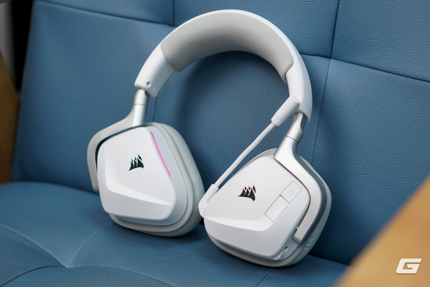 Trải nghiệm tai nghe gaming Corsair Void Wireless V2: Sinh ra là để đeo cả ngày