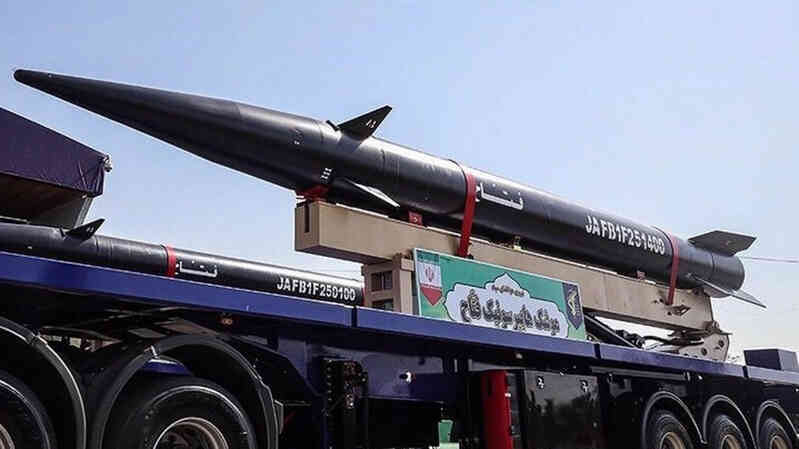 Iran tấn công Israel bằng loạt tên lửa ‘không thể đánh chặn’, Fattah-2 là tâm điểm chú ý
