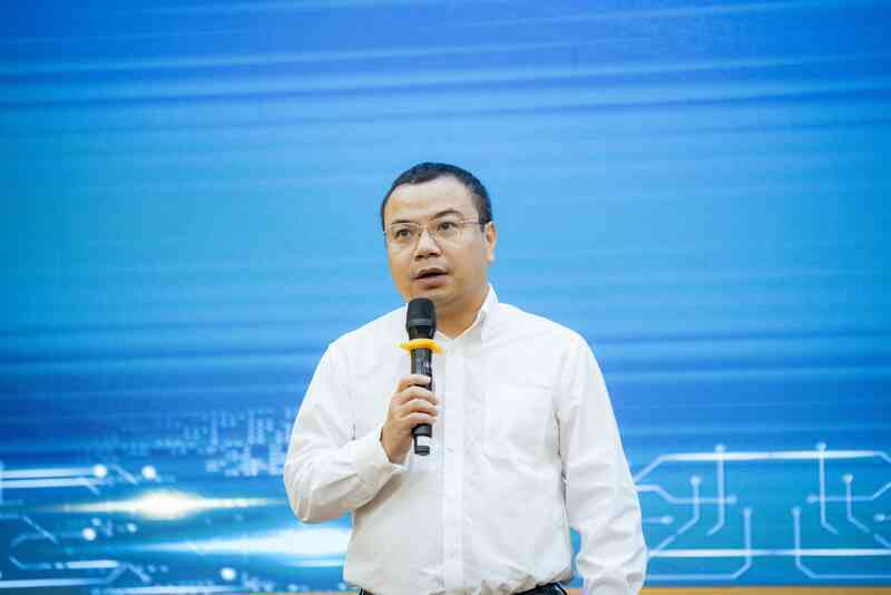 Việt Nam đặt mục tiêu trở thành mắt xích chiến lược trong chuỗi cung ứng bán dẫn toàn cầu- Ảnh 4. Việt Nam đặt mục tiêu trở thành mắt xích chiến lược trong chuỗi cung ứng bán dẫn toàn cầu- Ảnh 4.