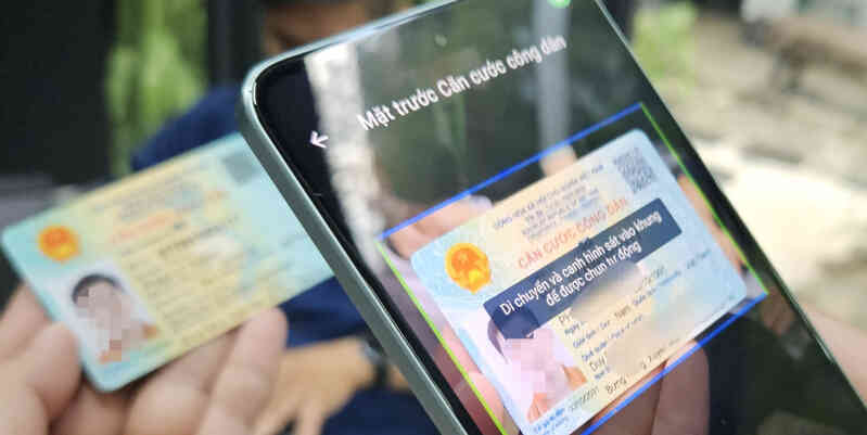 Người sinh vào 3 năm này cần làm lại căn cước công dân trong năm 2025, nếu không sẽ bị phạt tiền, đóng băng tài khoản ngân hàng
