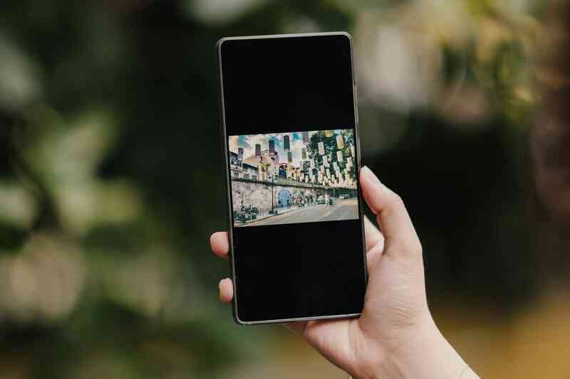 AI có thể giúp bạn hiểu và yêu Hà Nội hơn như thế nào?- Ảnh 5. AI có thể giúp bạn hiểu và yêu Hà Nội hơn như thế nào?- Ảnh 5.