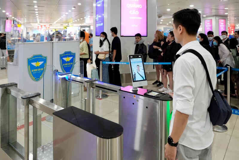 Cách xác thực Face ID làm thủ tục bay chỉ trong 1 phút, không cần bất kỳ giấy tờ nào!