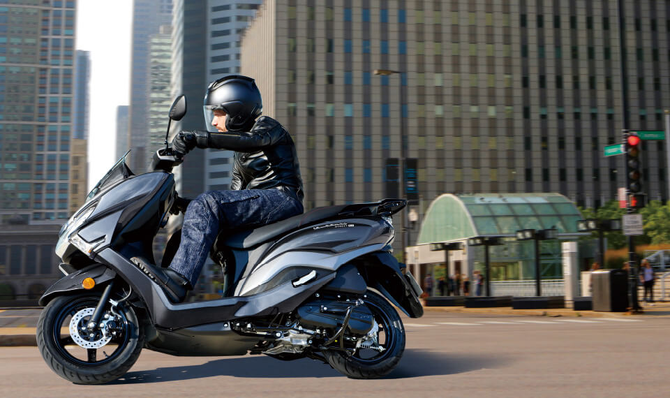 Suzuki âm thầm ra mắt mẫu xe tay ga 125cc: Giá chưa tới 60 triệu, nhưng trang bị 'giẫm chân tại chỗ'?