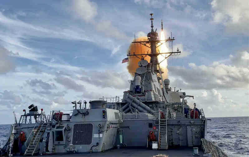 Tên lửa SM 6 Mỹ.jpg