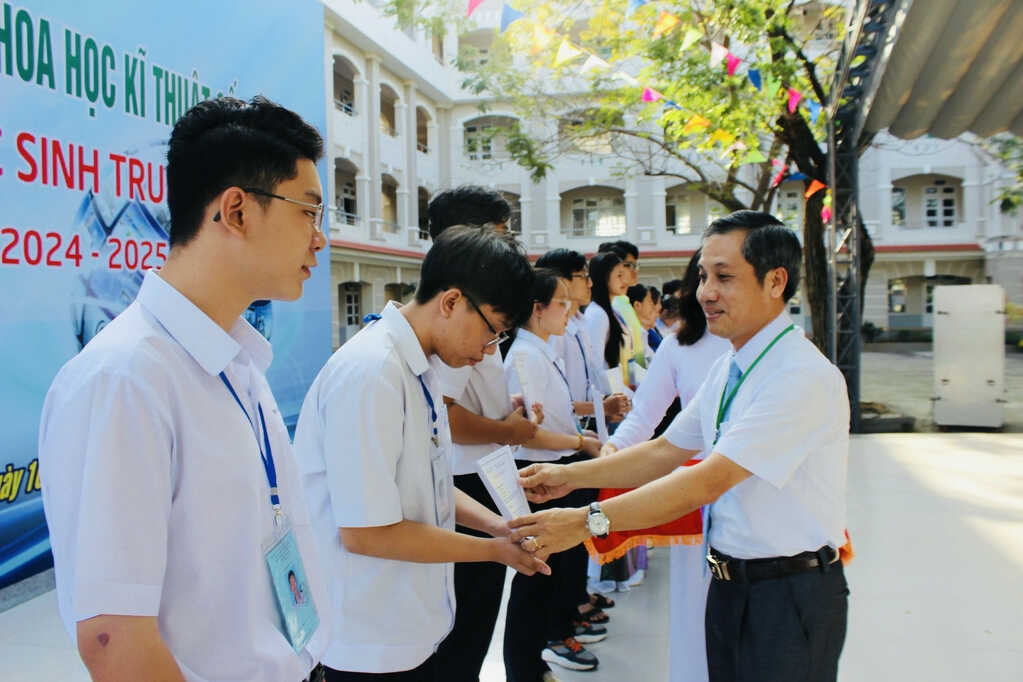 Anh 1 (2).jpg