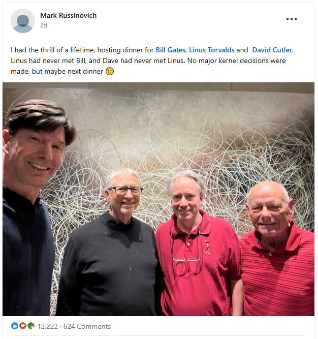 Khi Mã nguồn đóng và Mã nguồn mở gặp nhau: Lần đầu tiên sau 50 năm, Bill Gates trực tiếp gặp mặt Linus Torvalds- Ảnh 2. Khi Mã nguồn đóng và Mã nguồn mở gặp nhau: Lần đầu tiên sau 50 năm, Bill Gates trực tiếp gặp mặt Linus Torvalds- Ảnh 2.