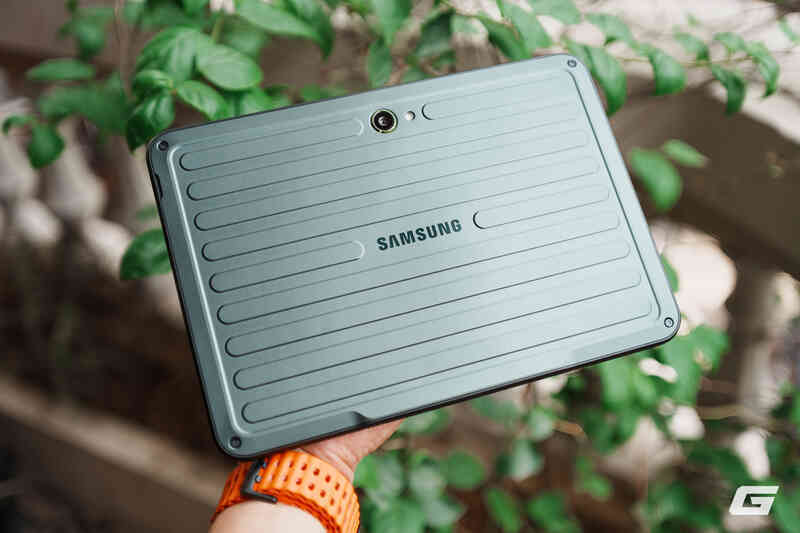 Máy tính bảng Samsung mới thả rơi không hỏng, tháo pin vẫn hoạt động, chống bụi/nước, cam kết cập nhật 8 năm- Ảnh 4. Máy tính bảng Samsung mới thả rơi không hỏng, tháo pin vẫn hoạt động, chống bụi/nước, cam kết cập nhật 8 năm- Ảnh 4.